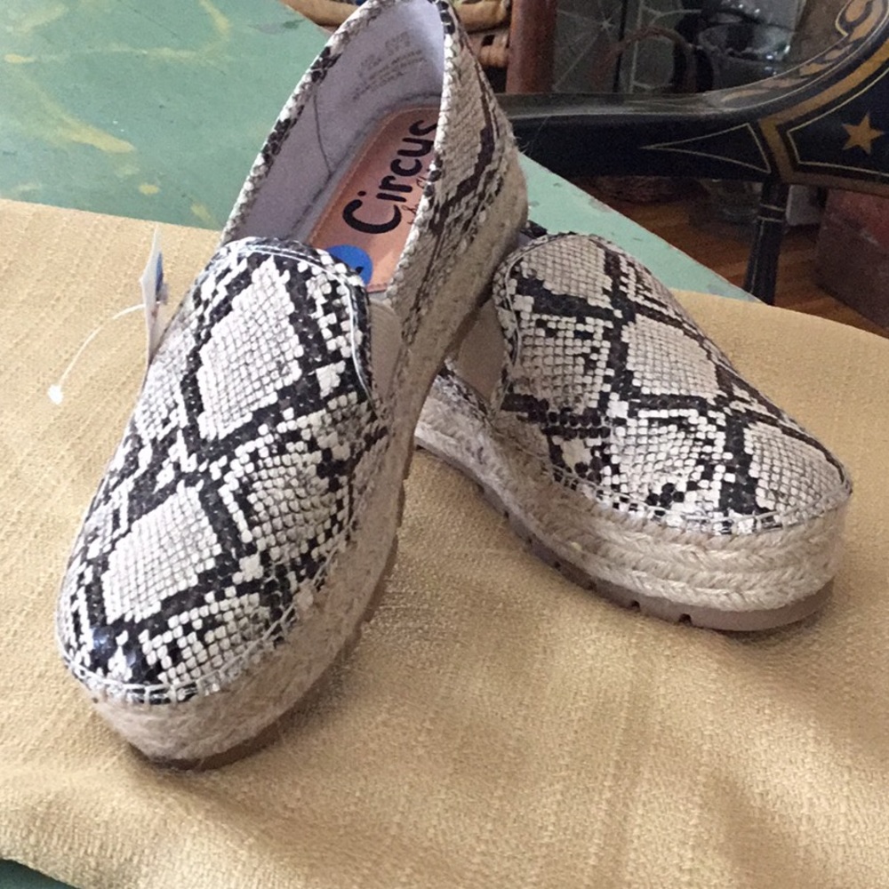 Circus Shoes by Sam Edelman- NWT - size 7.5